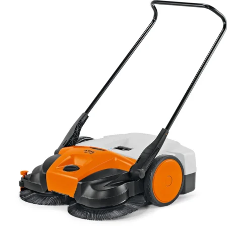 Balayeuse à batterie STIHL KGA 770, largeur 77 cm, réservoir 50 L, système Multiclean PLUS, idéale pour nettoyage parkings, ateliers et cours
