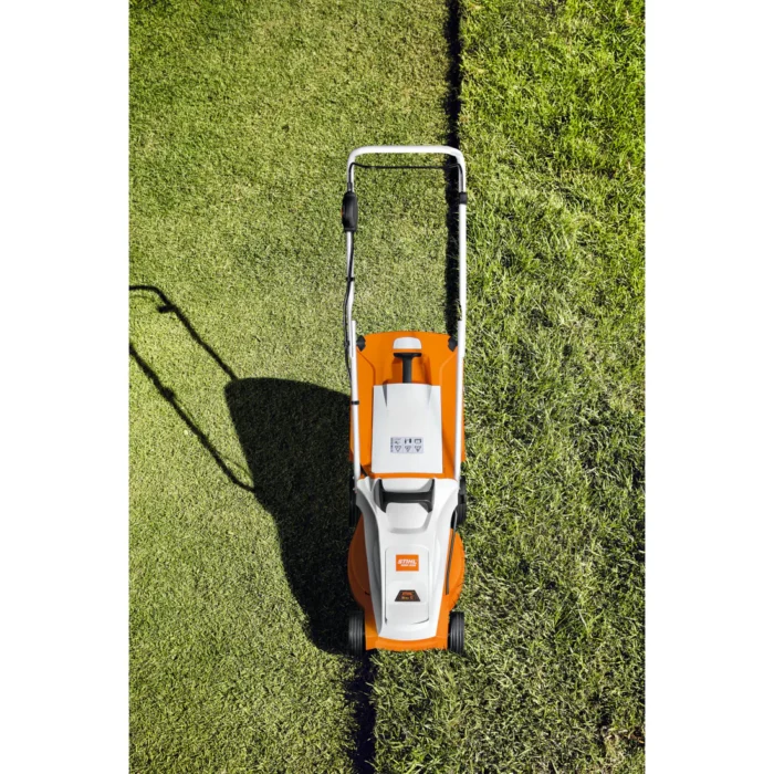 Tondeuse à batterie poussée AK System STIHL RMA 235 Pack – Image 3