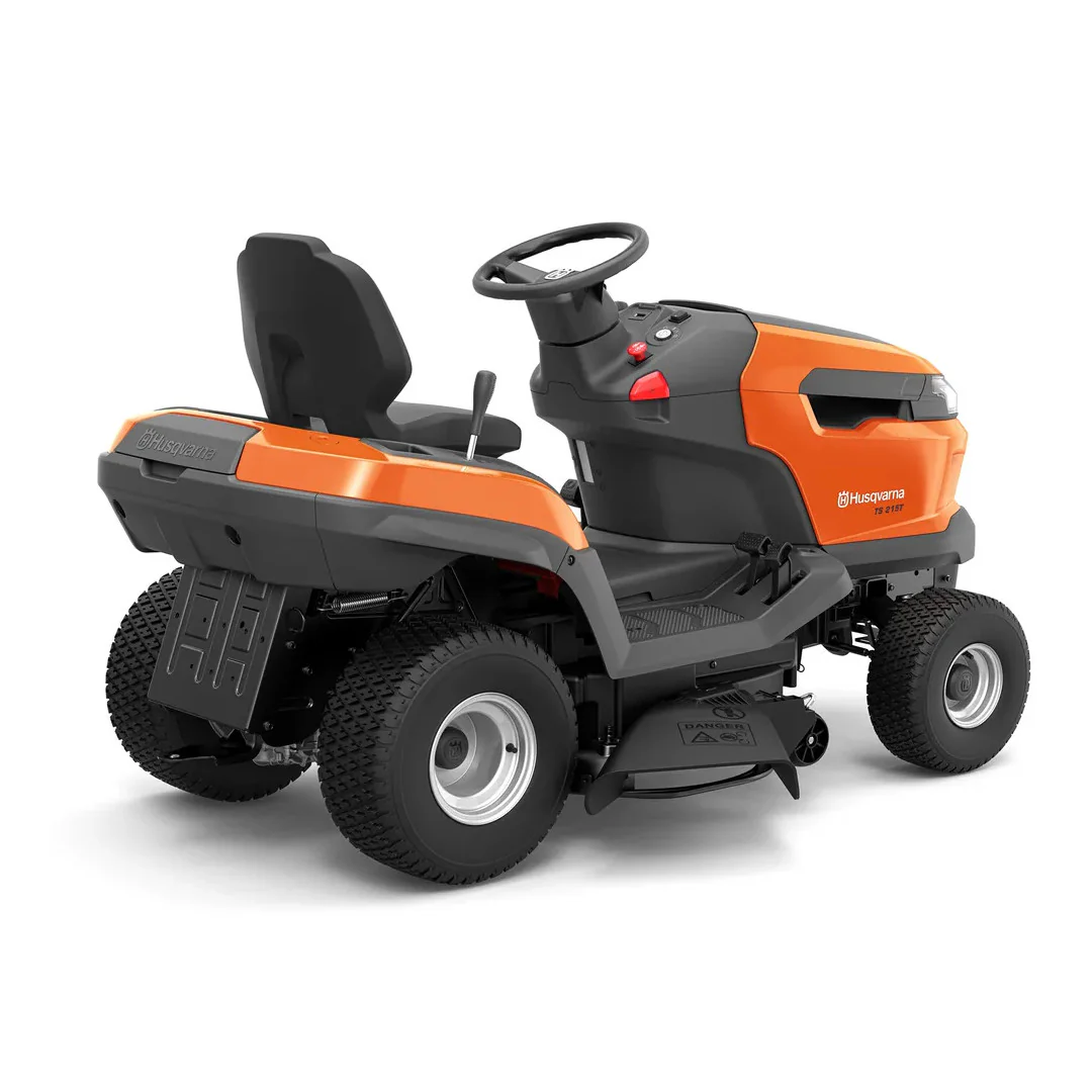 autoportee-husqvarna-ts215t-vue-arriere Tracteur de tonte à éjection latérale HUSQVARNA TS 215T – Image 3