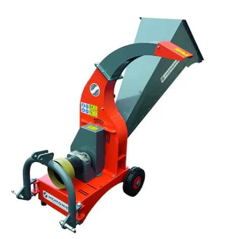 Broyeur de végétaux MORGNIEUX SB75-T avec rotor polyvalent et couteaux mobiles, goulotte d’alimentation sur charnières pour branches jusqu’à 75 mm.