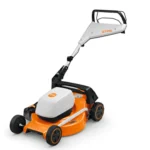 Tondeuse à batterie tractée AK System STIHL RMA 253T Pack – Image 2