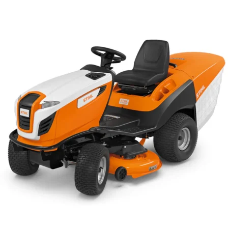 Tracteur tondeuse STIHL RT 6112 ZL avec coupe 110 cm, bac 350 litres, lames synchronisées, hydrostatique, remorquage intégré et écran LCD pour grandes pelouses