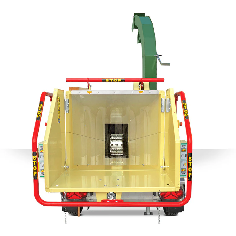 tremie-broyeur-chipper-negri-c13bh250n Broyeur de branches thermique sur remorque NEGRI C13BH250N – Image 3