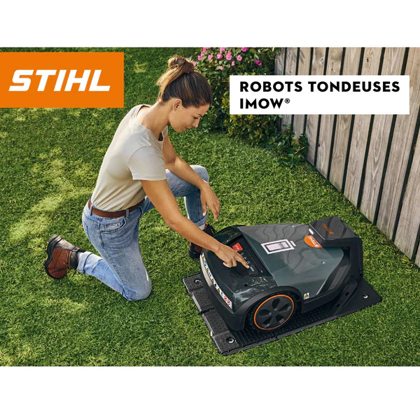 robot-imow-stihl-mise-en-situation Robot tondeuse STIHL IMOW 6 EVO – Image 2