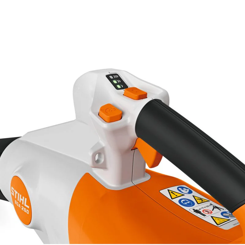 souffleur-batterie-stihl-bga250-commande Souffleur à batterie AP System STIHL BGA 250 – Image 3