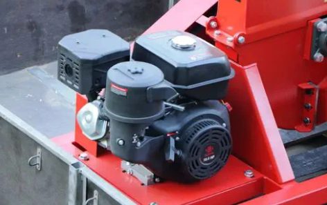 Broyeur de bois MK-100BD disque 18 CV copeaux 5-50 mm – Image 2