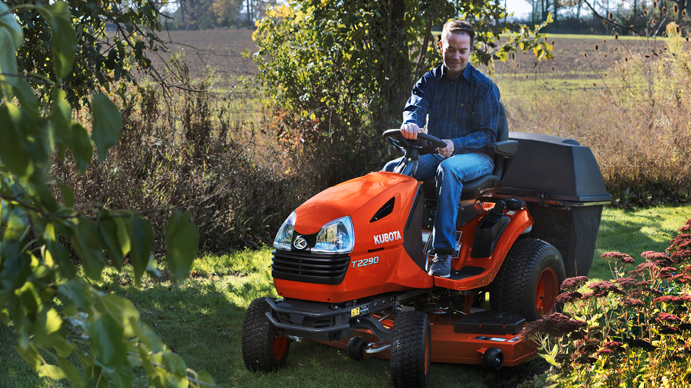 Tracteur tondeuse Kubota T2290KW pour grands jardins – Image 5