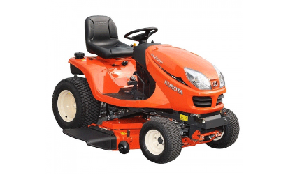 Kubota GR2120S tracteur tondeuse diesel avec bac de ramassage pour l’entretien de grandes surfaces vertes.