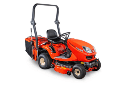 Kubota GR1600 tracteur tondeuse diesel avec bac de ramassage pour l’entretien efficace des grandes pelouses.